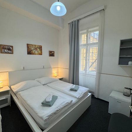 Welcome Hostel & Apartments Praguecentre ภายนอก รูปภาพ