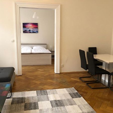 Welcome Hostel & Apartments Praguecentre ภายนอก รูปภาพ